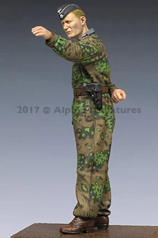 Alpine Miniatures 35233 WSS Panzer Officer At Kursk #2 - Image 6