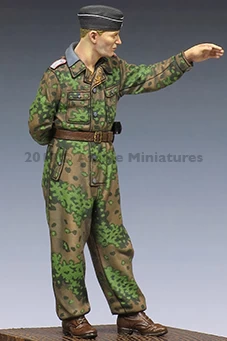 Alpine Miniatures 35233 WSS Panzer Officer At Kursk #2 - Image 10