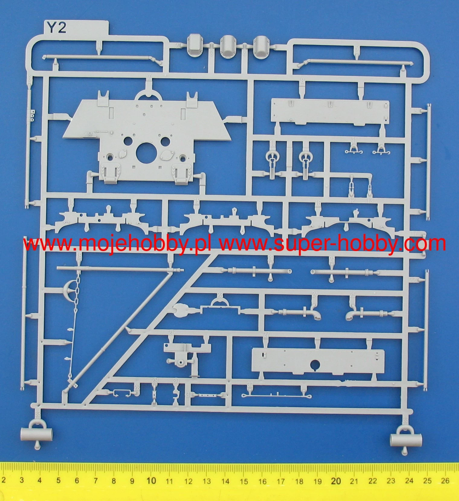 Takom 2107 Bergepanther Ausf. G Full Interior - Image 4