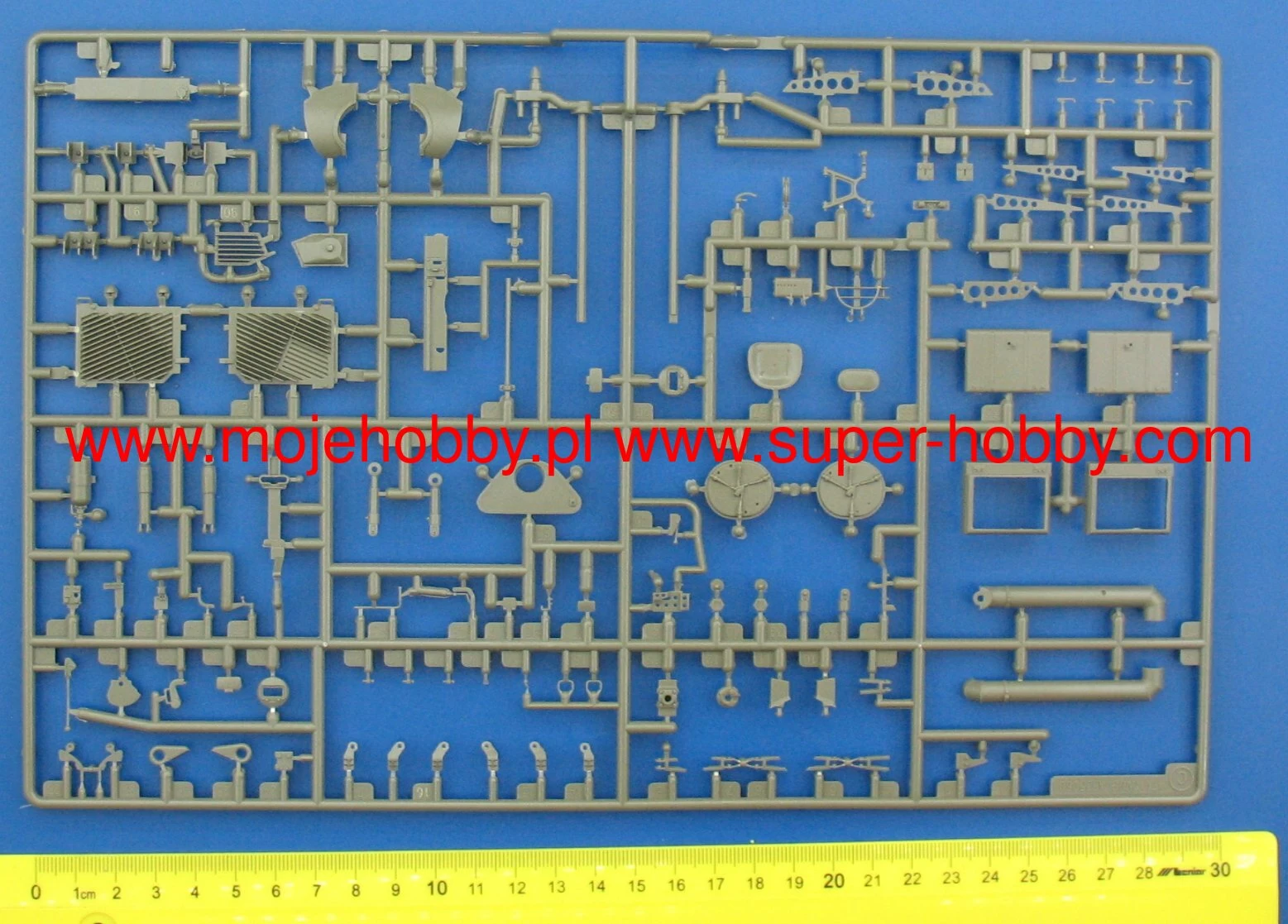 AFV Club 35315 ROC ARMY CM-11 Brave Tiger (based On Hull Parts From AFV Club M60 Kits With New M48 Turret) - Image 7