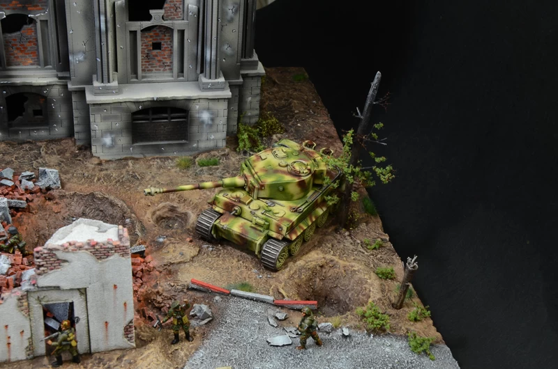 Italeri 6195 Battle For The Reichstag 1945 - BATTLE SET - Image 3