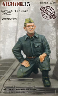 Armor35 35123 Soviet Tankman, WWII
