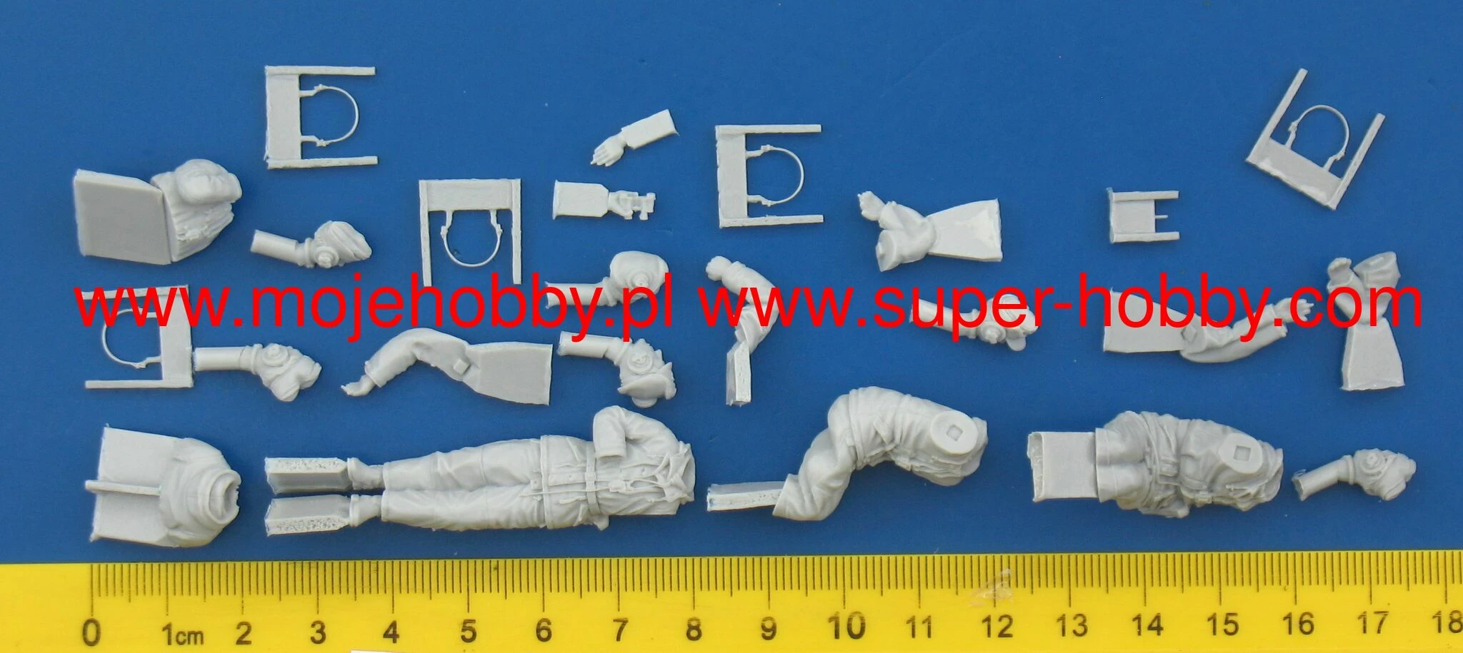 Valkyrie Miniatures 35001W WWII German Wehrmacht Tank Crew Set - Image 8