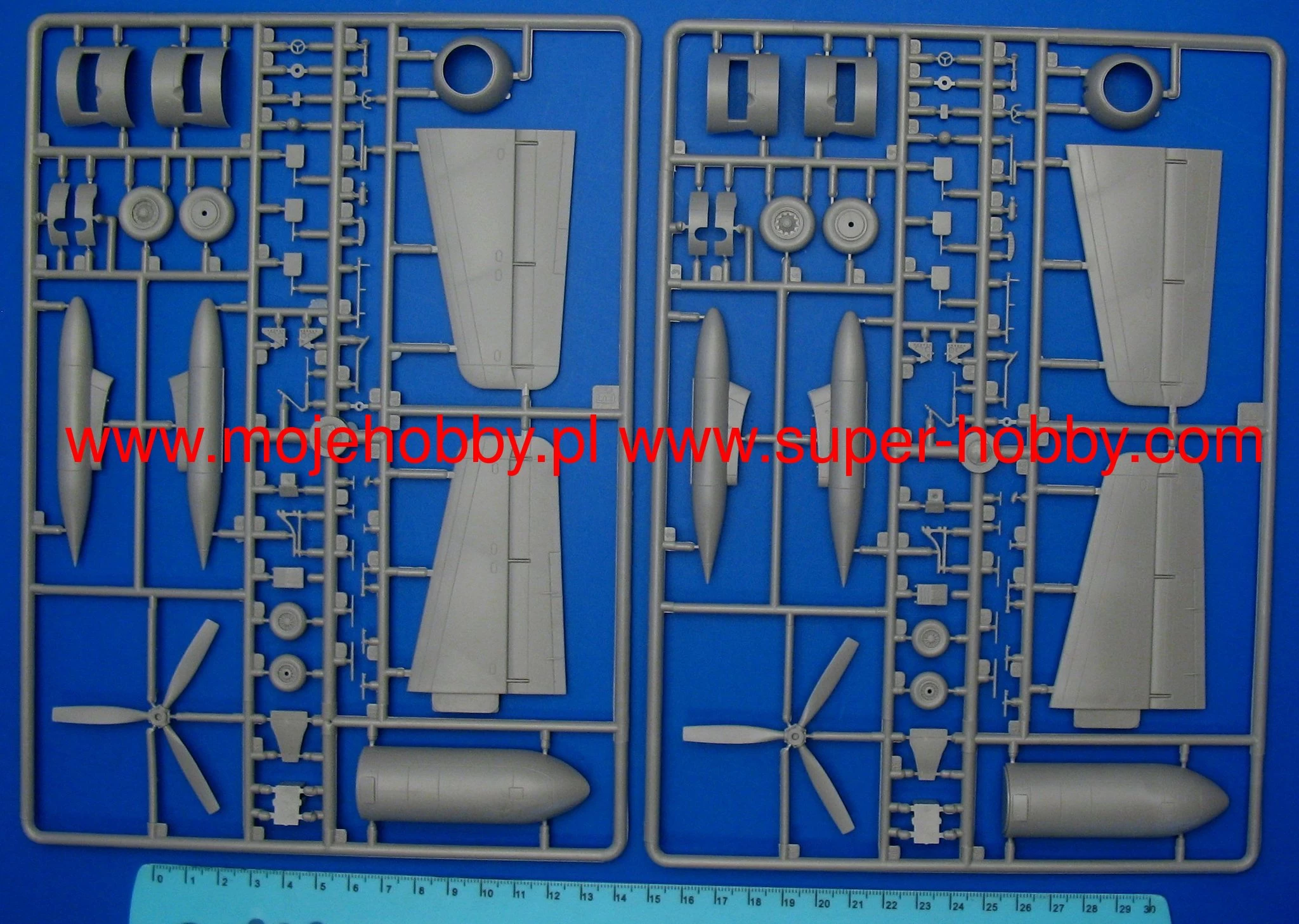 Roden 056 Fairchild C-123B Provider - Image 8