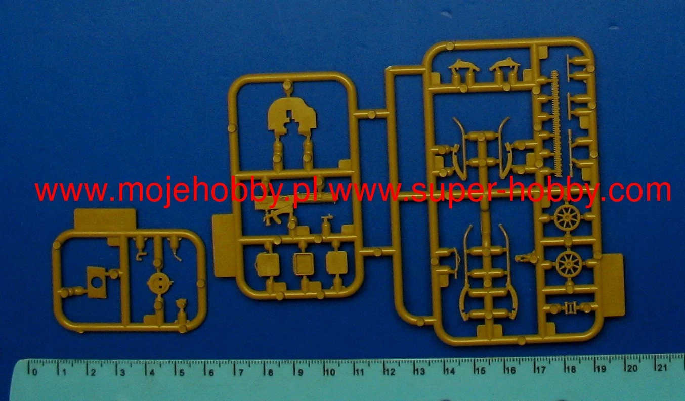 ICM 35676 Soviet Maxim Machine Gun (1941) - Image 7